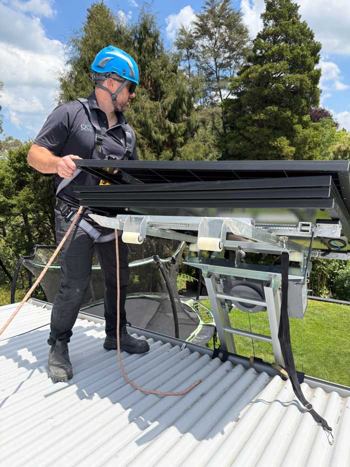 Battery Ladder Hoist - Image 10